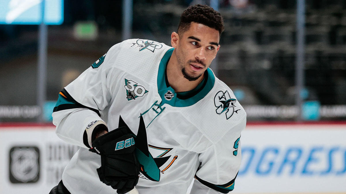 Evander Kane har blitt forlatt før han i det hele tatt spilte denne sesongen